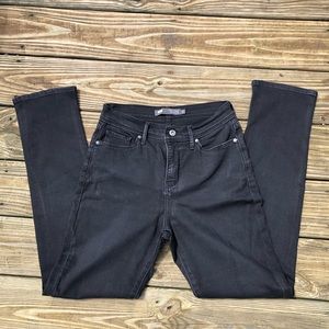 EUC black Levi’s jeans